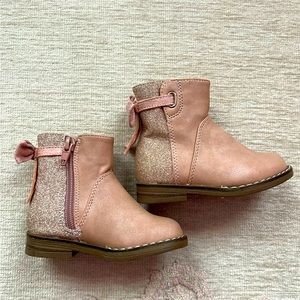 Pink baby boots size 5